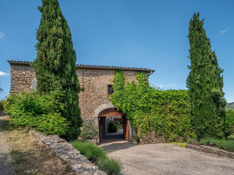 Maison Aubenas - 6 chambres - 205m²