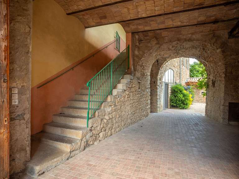 Maison Aubenas - 6 chambres - 205m²
