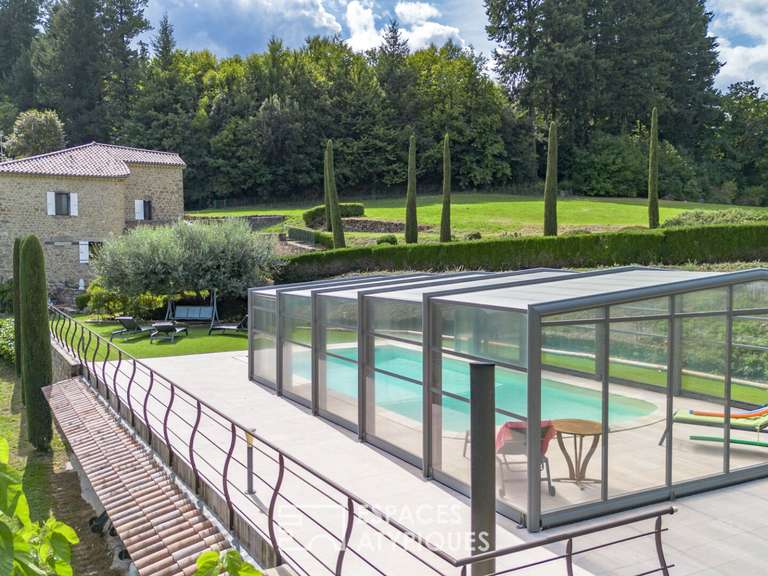 Maison Aubenas - 4 chambres - 218m²