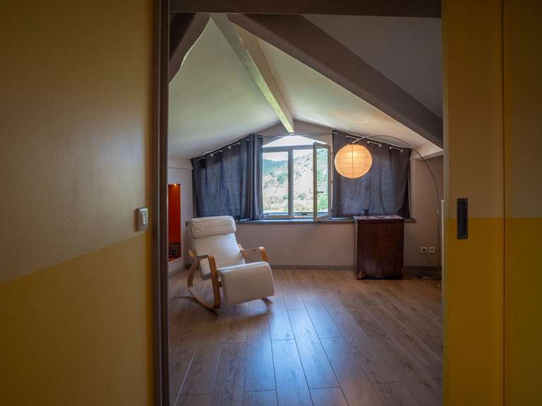 House Aubenas - 6 bedrooms - 205m²