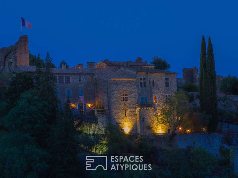 House Aubenas - 7 bedrooms - 370m²