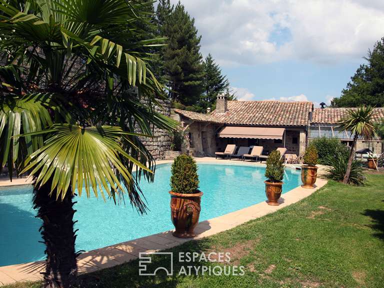 House Aubenas - 6 bedrooms - 278m²
