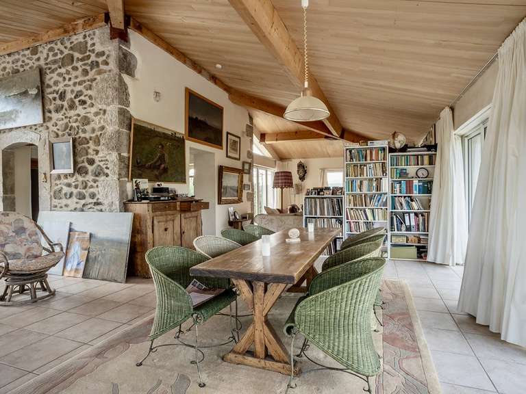 Maison Aubenas - 5 chambres - 286m²