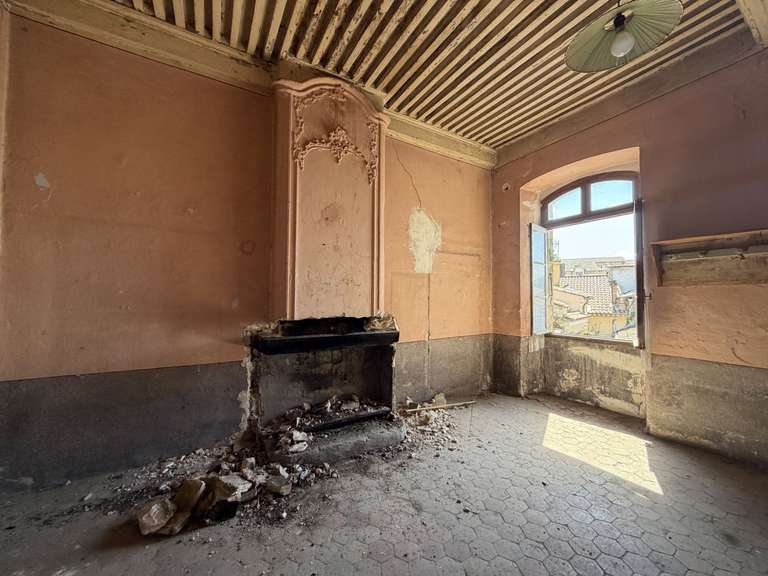 Maison Aubenas - 900m²