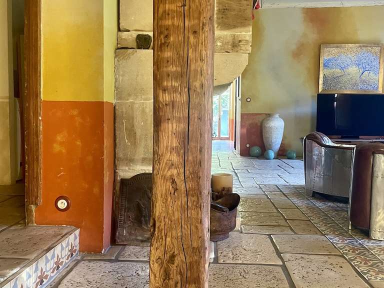 Propriété Aubenas - 17 chambres - 1000m²