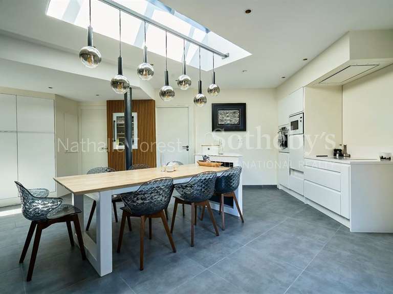 House Aubers - 7 bedrooms - 314m²