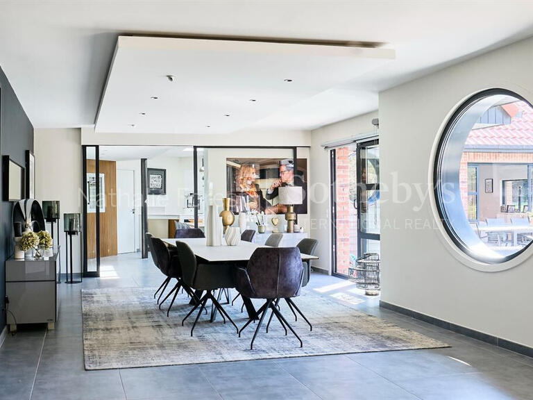 Maison Aubers - 7 chambres - 314m²