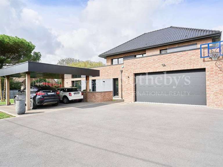 House Aubers - 5 bedrooms - 235m²