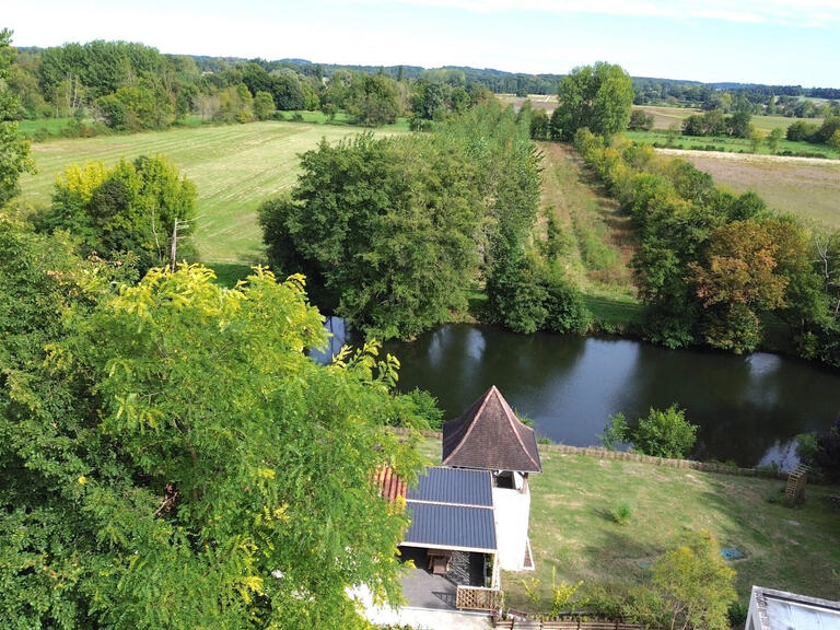 Maison Aubeterre-sur-Dronne - 5 chambres - 162m²