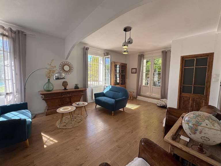 Maison Aubignan - 5 chambres - 225m²