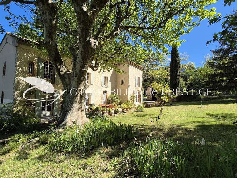 Maison Aubignan - 4 chambres - 270m²