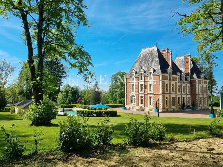 Château Aubigny-sur-Nère - 900m²