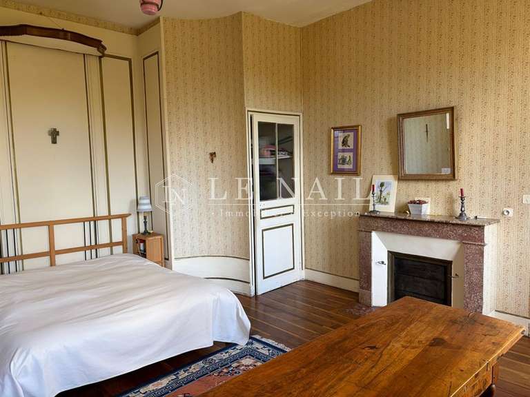 Château Auch - 10 chambres - 640m²