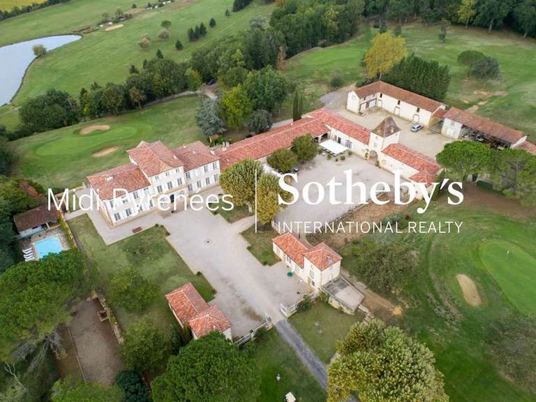 Maison Auch - 18 chambres - 1200m²