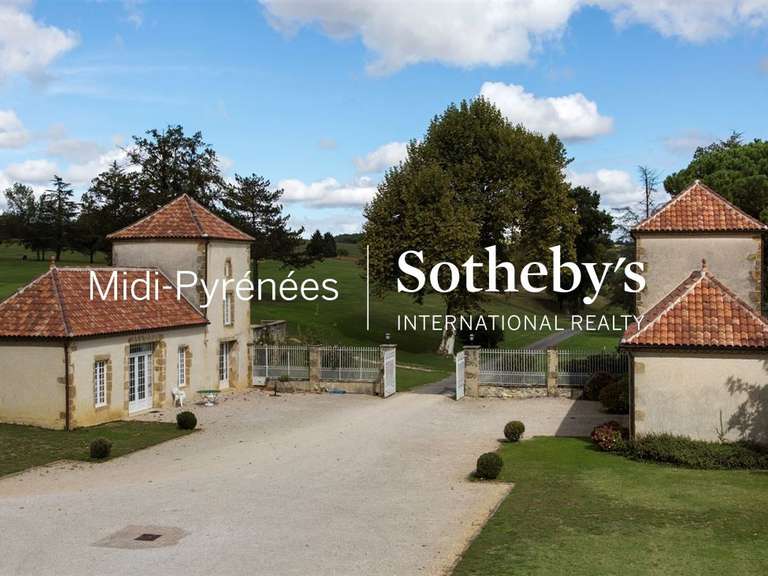 House Auch - 18 bedrooms - 1200m²