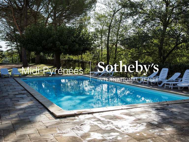 Maison Auch - 18 chambres - 1200m²