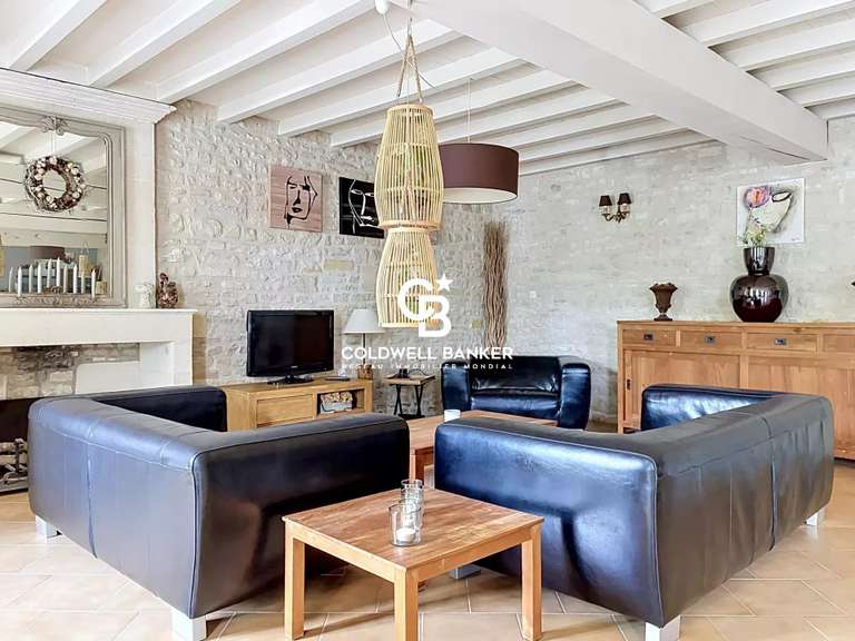 Maison Aumagne - 8 chambres - 371m²