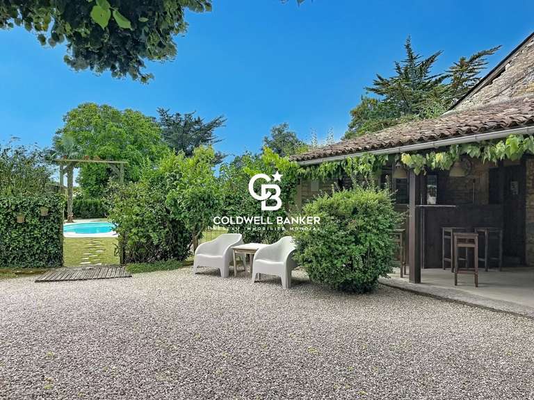 Maison Aumagne - 8 chambres - 371m²
