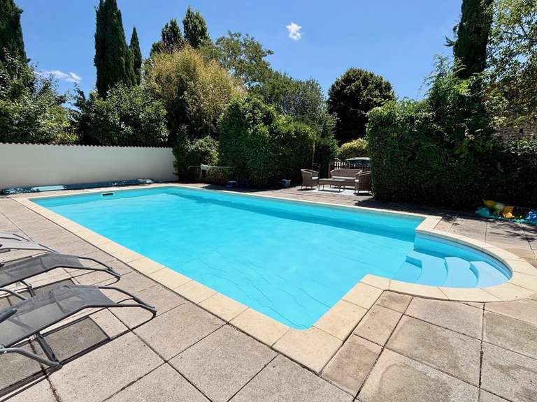 Maison Aunac - 8 chambres - 429m²