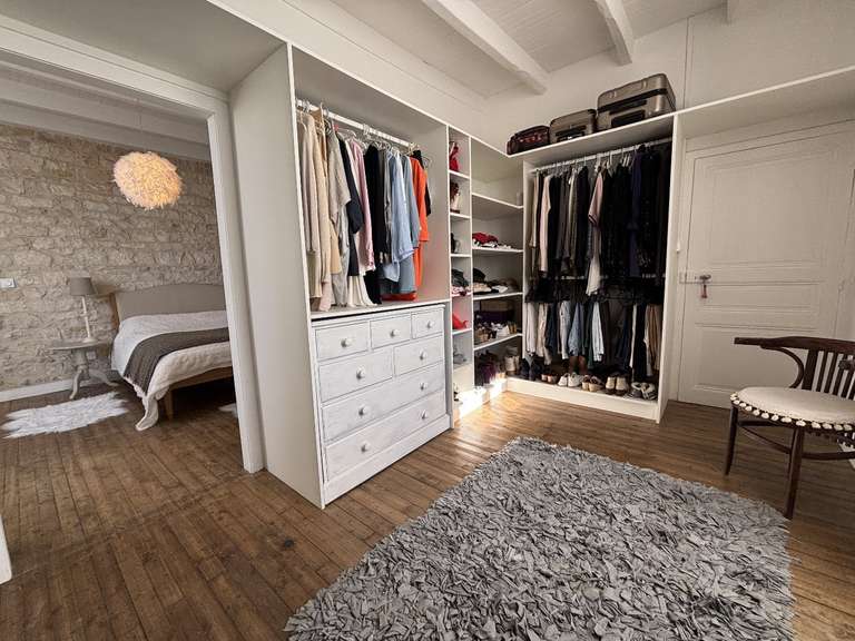 Maison Aunac - 8 chambres - 429m²