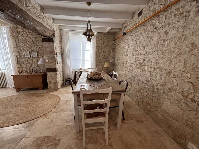 Maison Aunac - 8 chambres - 429m²