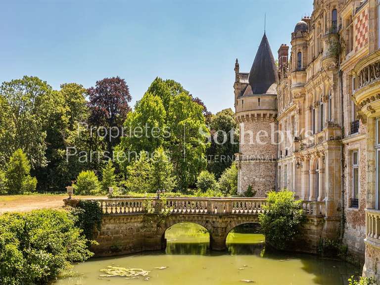 Château Auneau - 4000m²