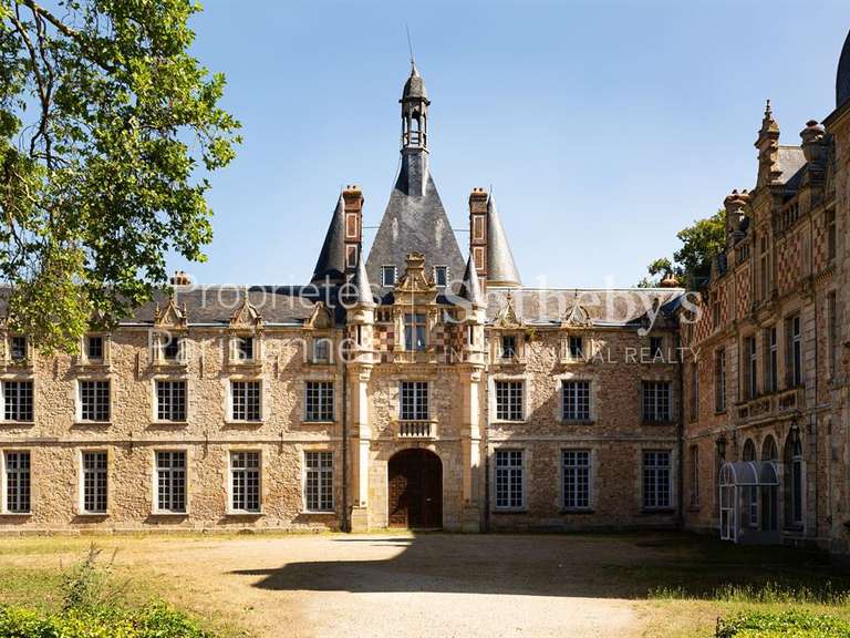 Château Auneau - 4000m²