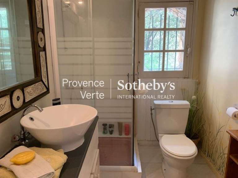 Maison Aups - 5 chambres - 159m²