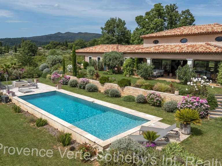 Maison Aups - 5 chambres - 261m²