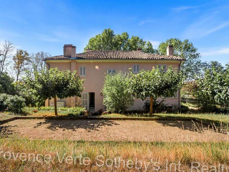 Maison Aups - 433m²