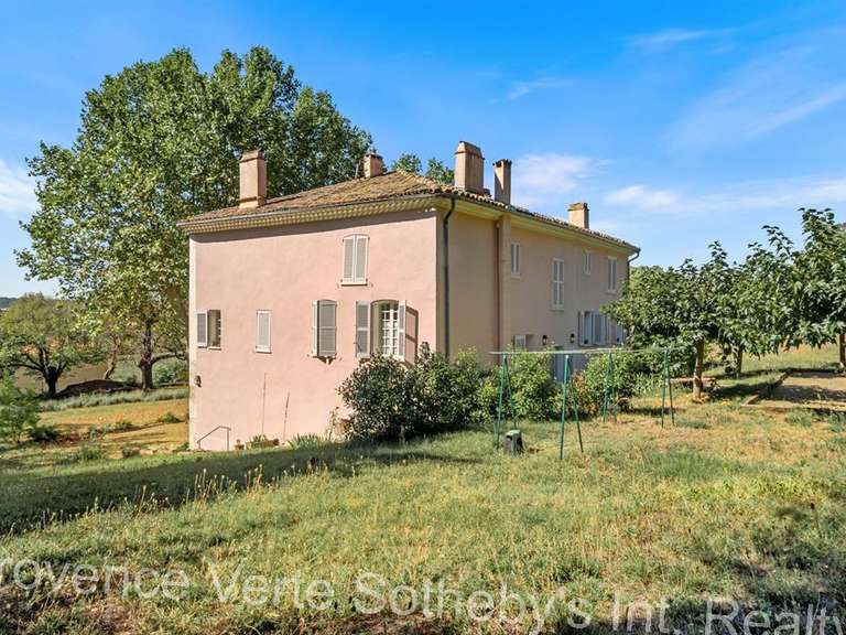 Maison Aups - 433m²