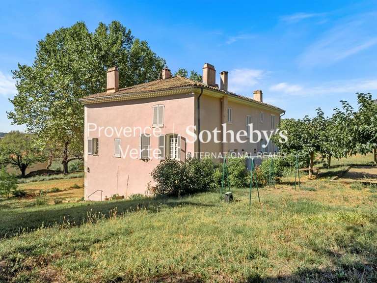 Maison Aups - 433m²