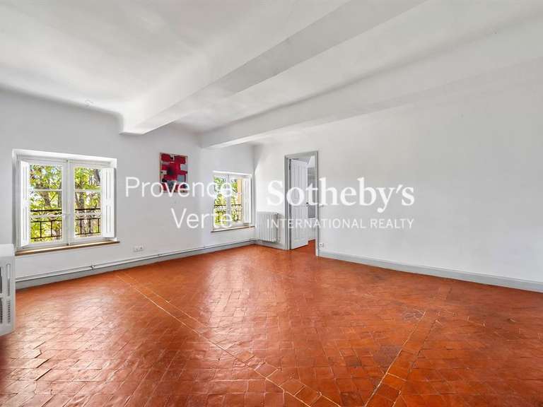 Maison Aups - 433m²