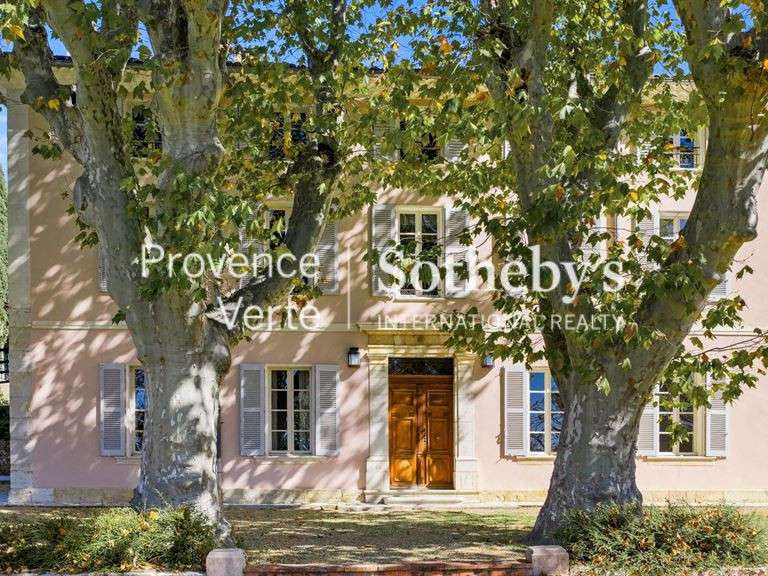 Maison Aups - 433m²