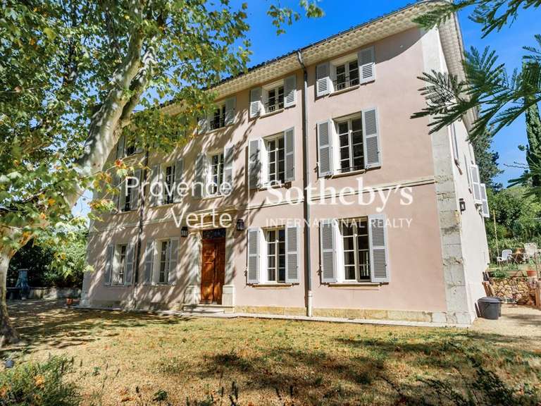 Maison Aups - 433m²