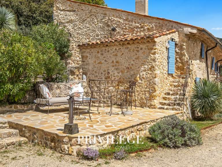 House Aups - 10 bedrooms - 400m²