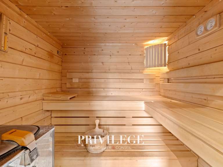 House Aups - 10 bedrooms - 400m²