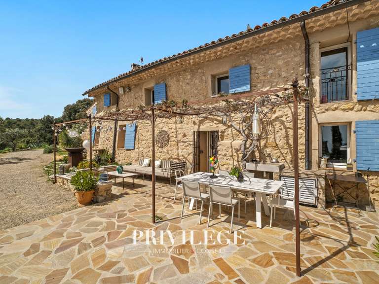 House Aups - 10 bedrooms - 400m²