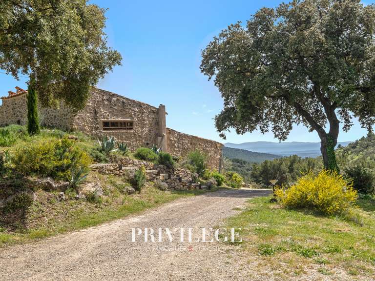 House Aups - 10 bedrooms - 400m²