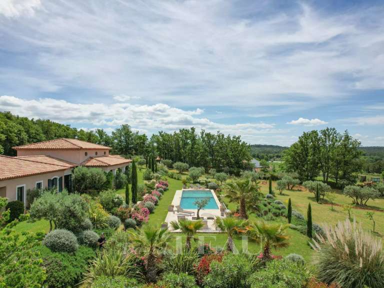 Maison Aups - 5 chambres - 261m²