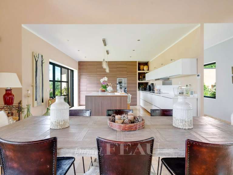 Maison Aups - 5 chambres - 261m²