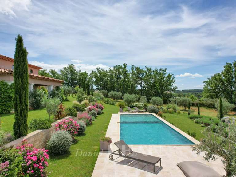 Maison Aups - 5 chambres - 261m²