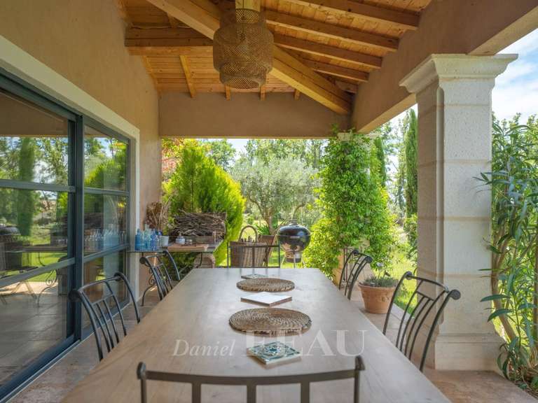 Maison Aups - 5 chambres - 261m²