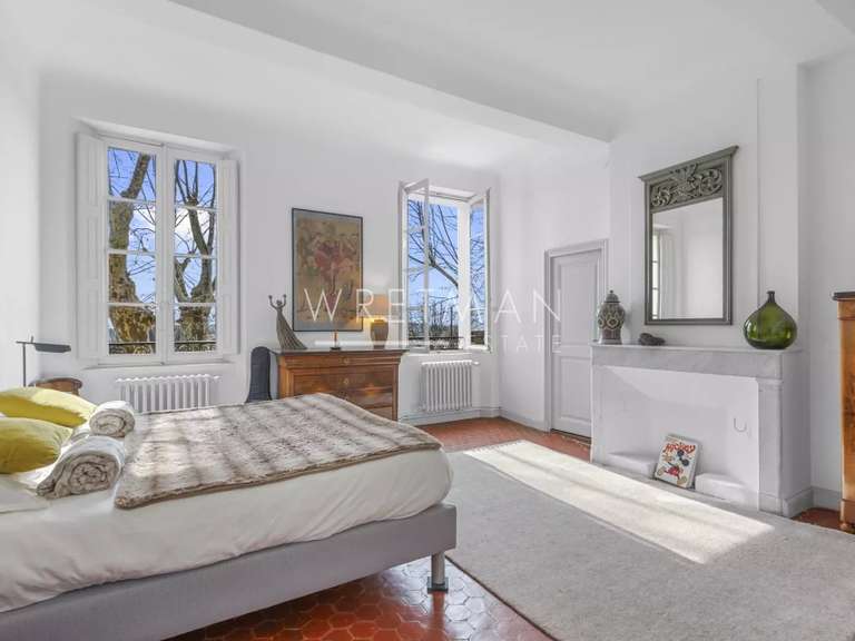 Maison Aups - 9 chambres - 433m²