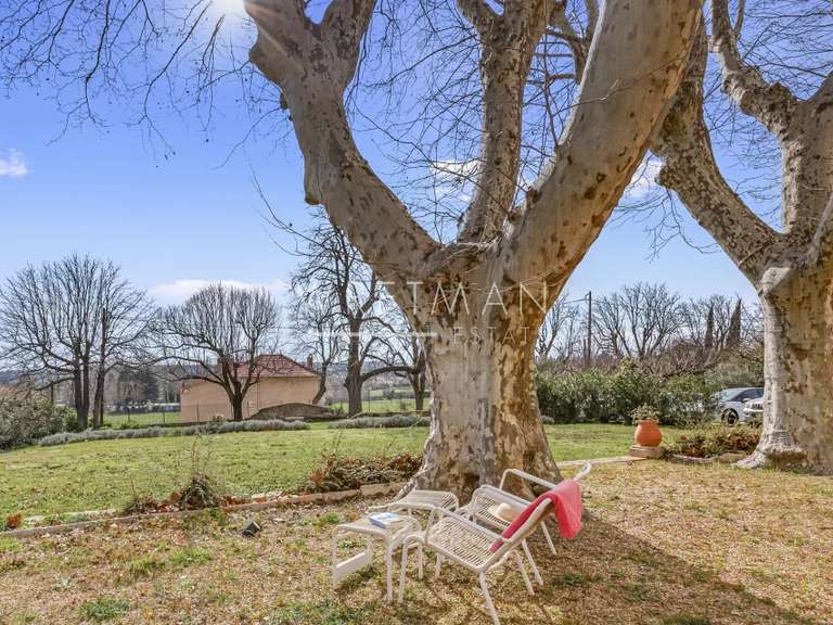 Maison Aups - 9 chambres - 433m²