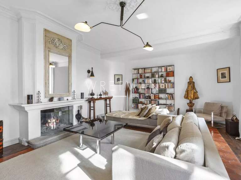 Maison Aups - 9 chambres - 433m²