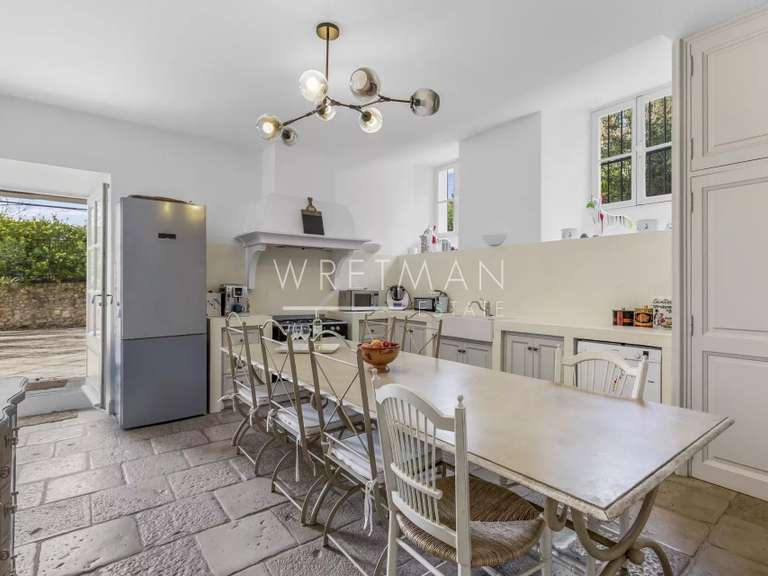 Maison Aups - 9 chambres - 433m²