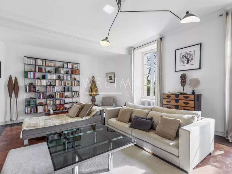 Maison Aups - 9 chambres - 433m²