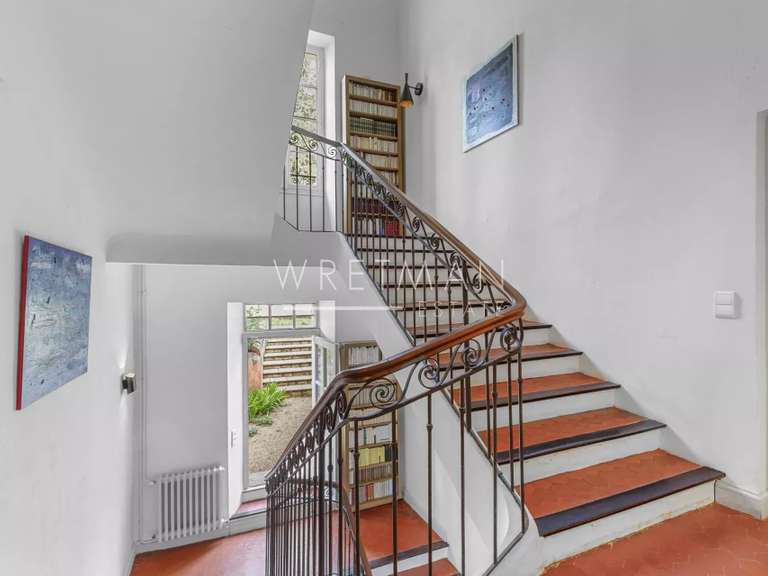 Maison Aups - 9 chambres - 433m²