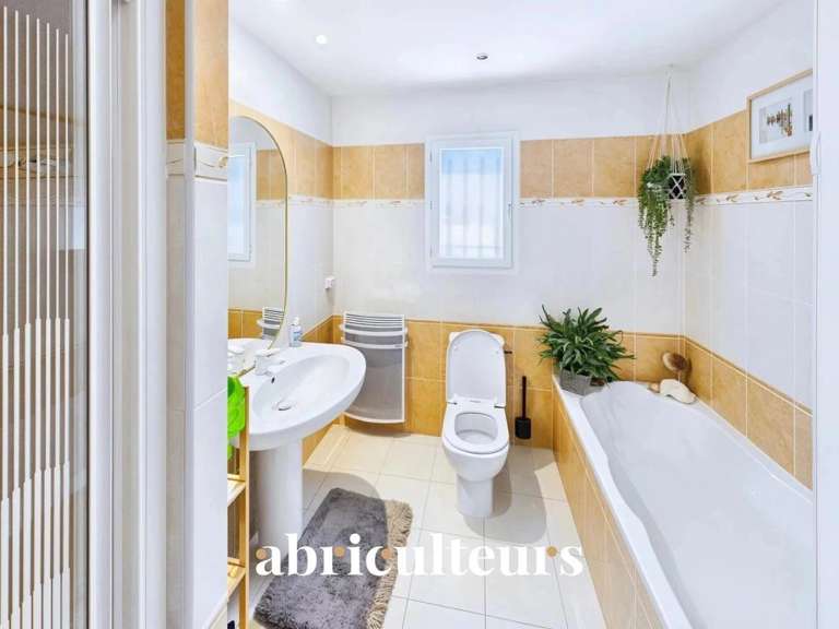 Maison Aups - 8 chambres - 260m²